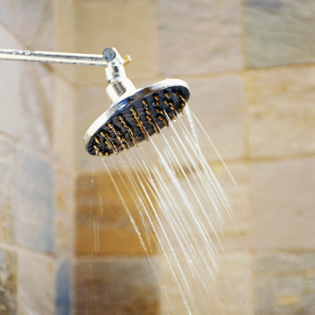 冬天洗澡要注意!不要因為天冷就洗溫度過高的熱水澡,當心影響身體健康! 未命名設計 14 健康久 Health99